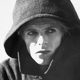 The Man Who Fell To Earth wallpaper