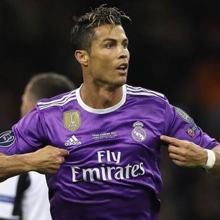 Ronaldo desktop purple shirt wallpaper