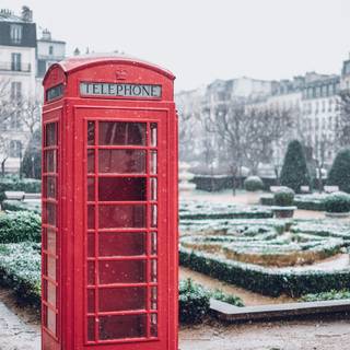 London snow wallpaper