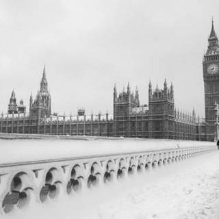 London snow wallpaper