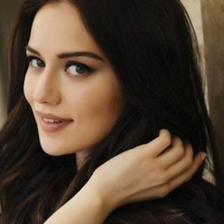 Fahriye Evcen Özçivit wallpaper