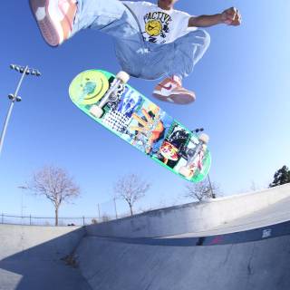 Skateboarding boy wallpaper