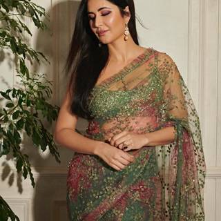 Katrina Kaif saree wallpaper