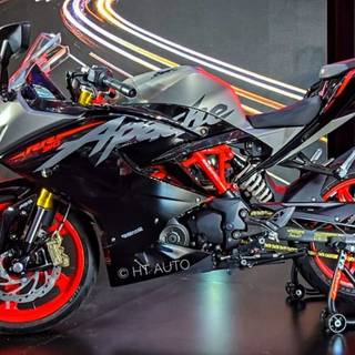 Apache RTR 310 wallpaper