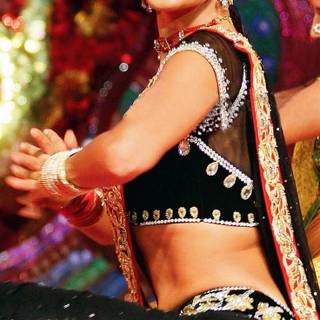 Katrina Kaif saree wallpaper