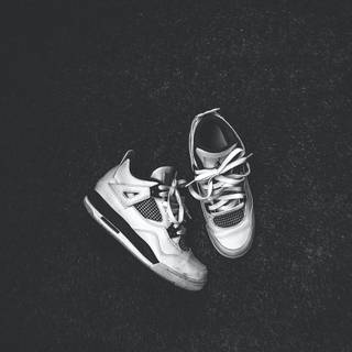 Jordan 4 military black wallpaper