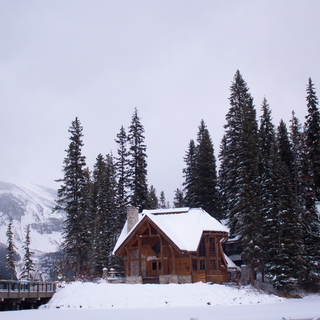 Cottage phone wallpaper