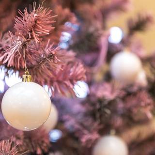 Pink Xmas tree wallpaper