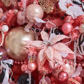 Pink Xmas tree wallpaper