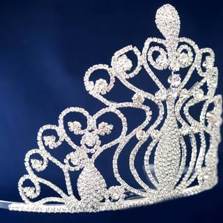 Crystal crown wallpaper