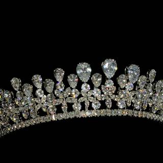 Crystal crown wallpaper