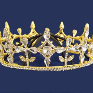 Crystal crown wallpaper