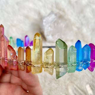 Crystal crown wallpaper