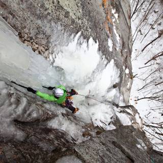Ice climbing wallpaper