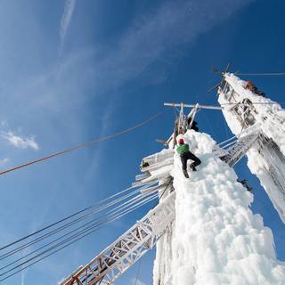 Ice climbing wallpaper