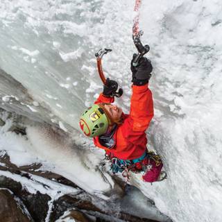 Ice climbing wallpaper