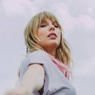 Taylor Swift iPhone wallpaper