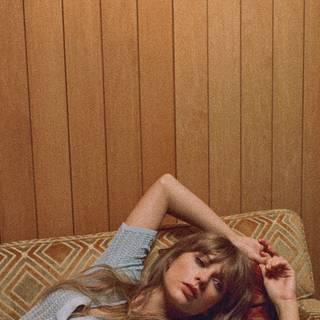 Taylor Swift iPhone wallpaper