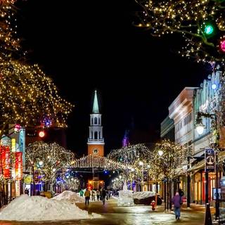 Christmas street wallpaper