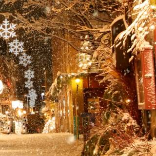 Christmas street wallpaper