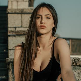 Gorgeous women wallpaper