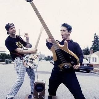 Mike Dirnt wallpaper