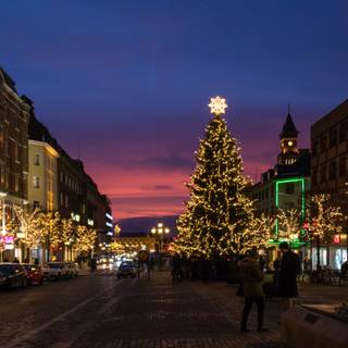 Xmas street wallpaper