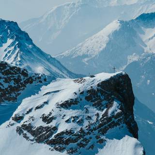 Snow 4k iPhone wallpaper