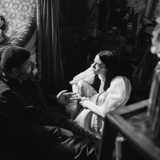 Poor Things movie wallpaper