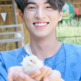 Kanawut Traipipattanapong wallpaper