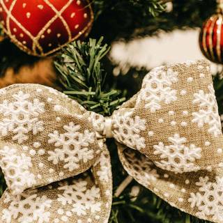 Christmas iPhone 15 Pro Max wallpaper