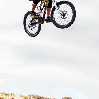 Mountain bike phone wallpaper