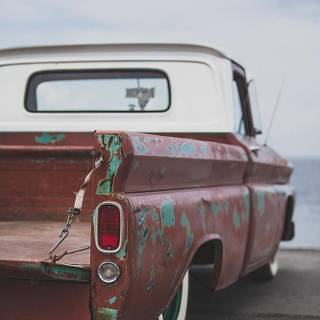 iPhone trucks wallpaper