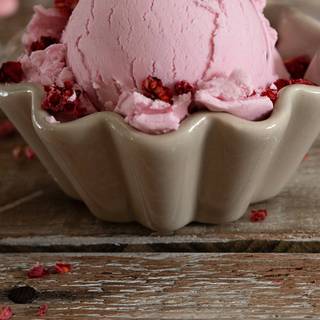 Ice cream iPhone wallpaper