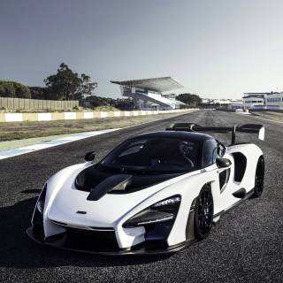 McLaren Senna iPhone wallpaper