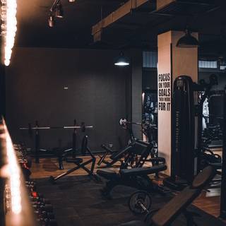 Aesthetic dark gym wallpaper