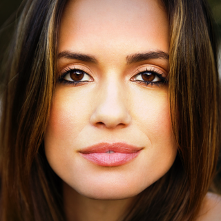 Torrey DeVitto wallpaper