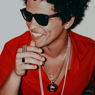Bruno Mars iPhone wallpaper