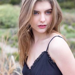 Lyliana Wray wallpaper