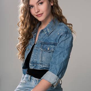 Lyliana Wray wallpaper