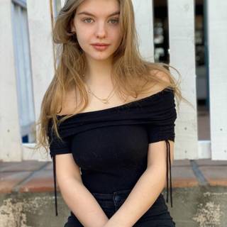 Lyliana Wray wallpaper