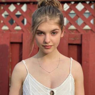 Lyliana Wray wallpaper