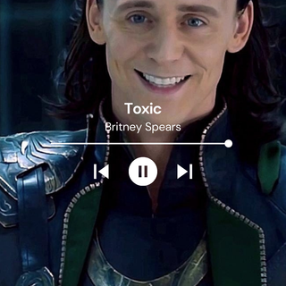 Loki smile wallpaper