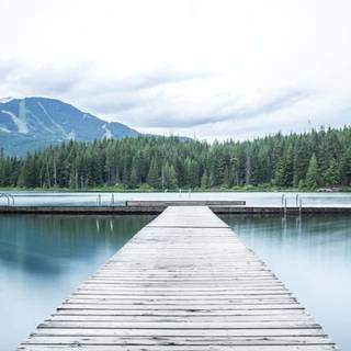 iPhone lake wallpaper