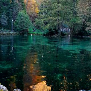 iPhone lake wallpaper