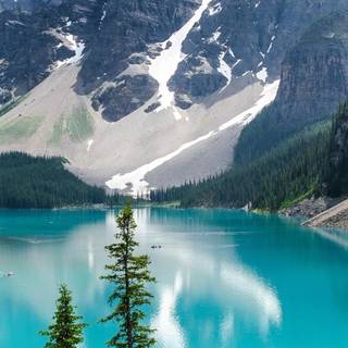 iPhone lake wallpaper