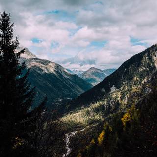 Mountain laptop wallpaper