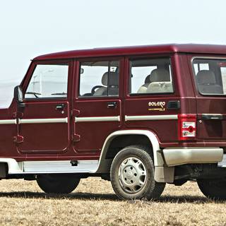 Mahindra Bolero B4 wallpaper