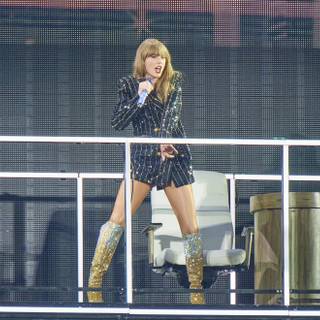 The Very First Night Taylor Swift wallpaper