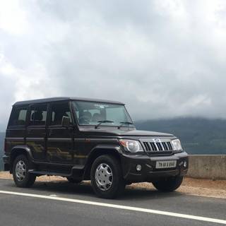 Mahindra Bolero B4 wallpaper